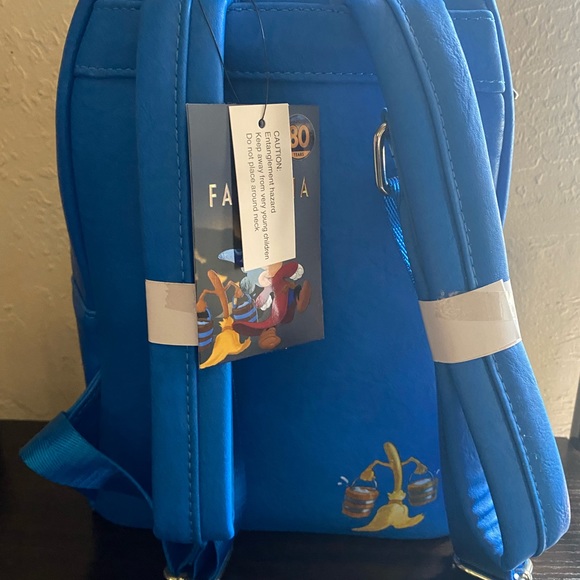 Mickey Mouse loungefly - Picture 3 of 4